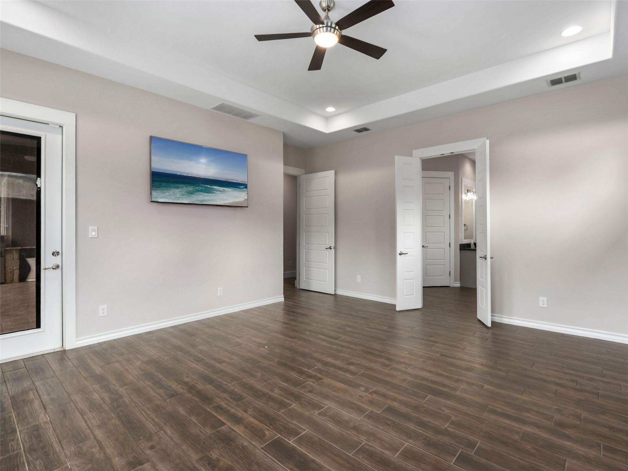 654 Copper Trce Property Photo 15