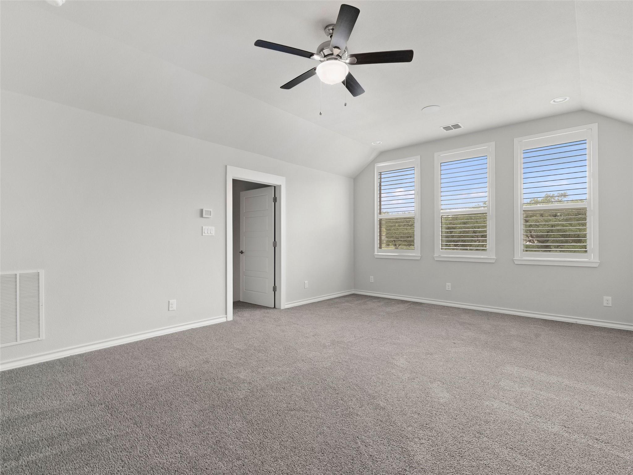 654 Copper Trce Property Photo 26