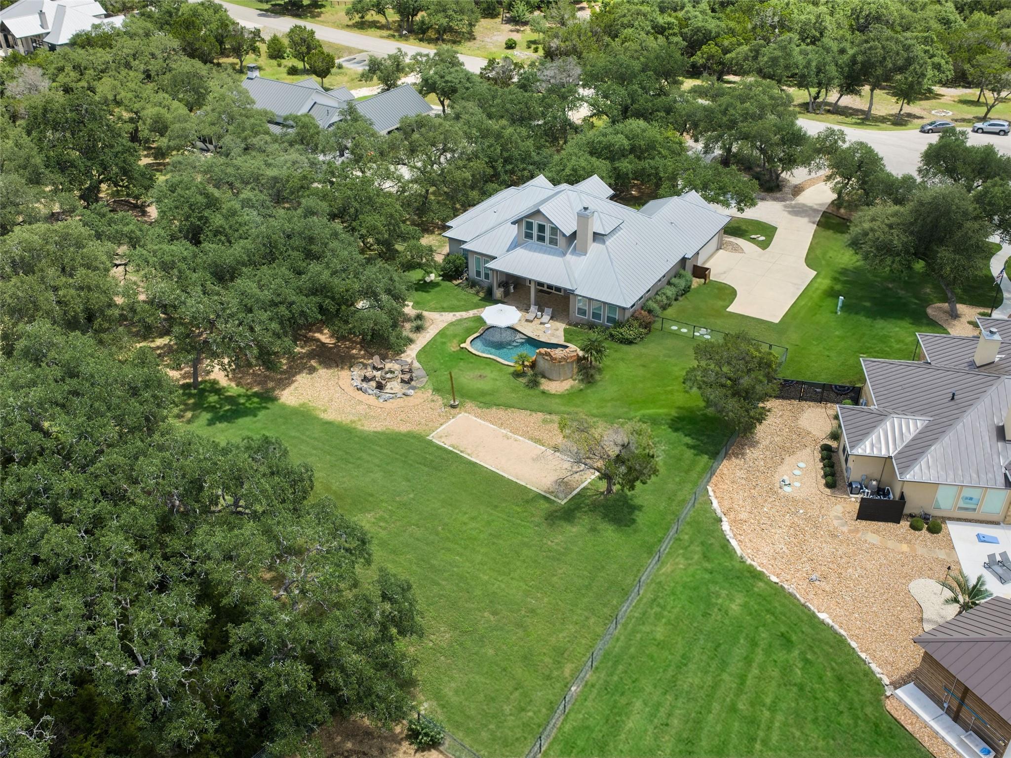 654 Copper Trce Property Photo 32