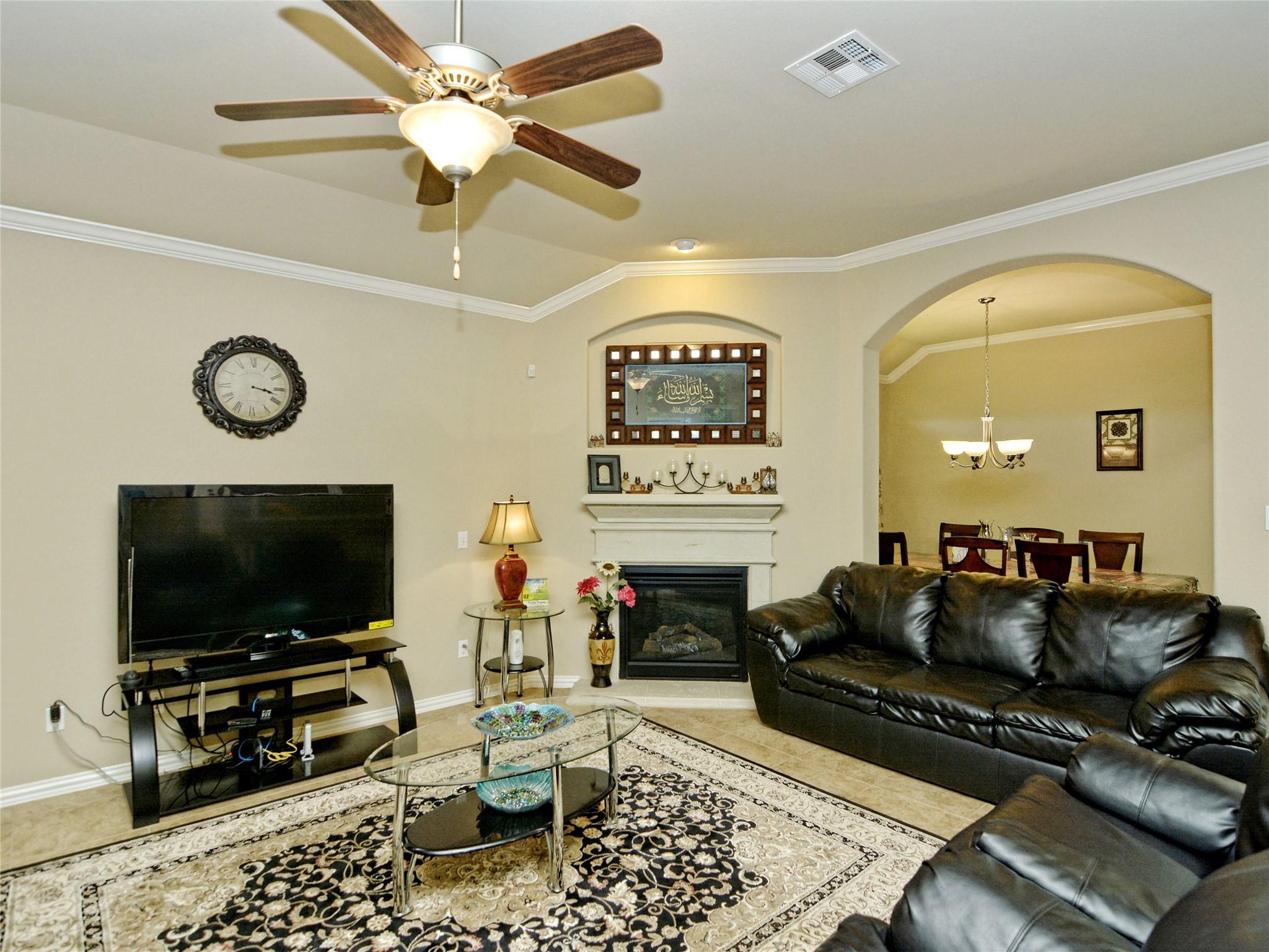 1707 Oakland Dr Property Photo 4
