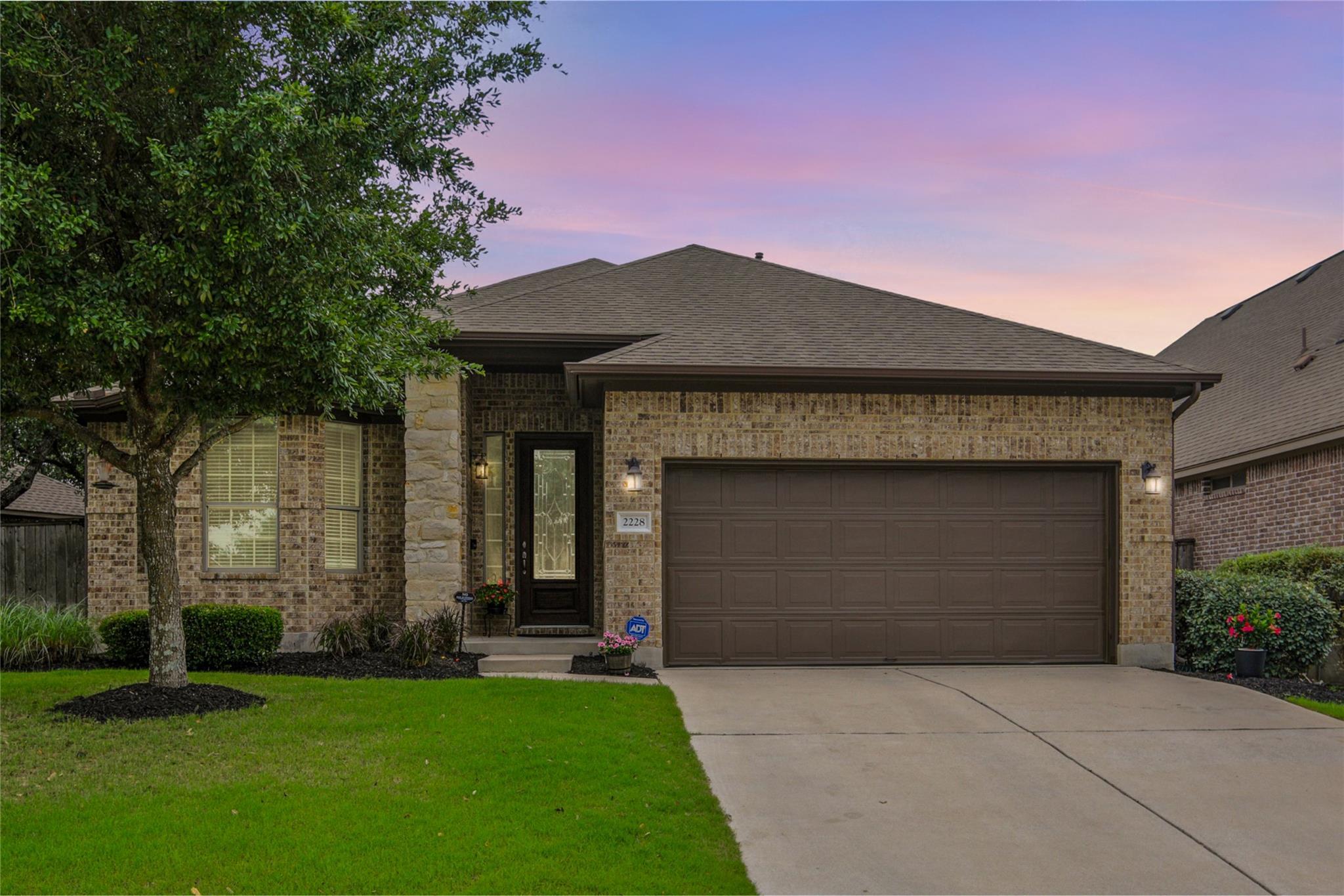 2228 Hilltop Climb Dr Property Photo 21