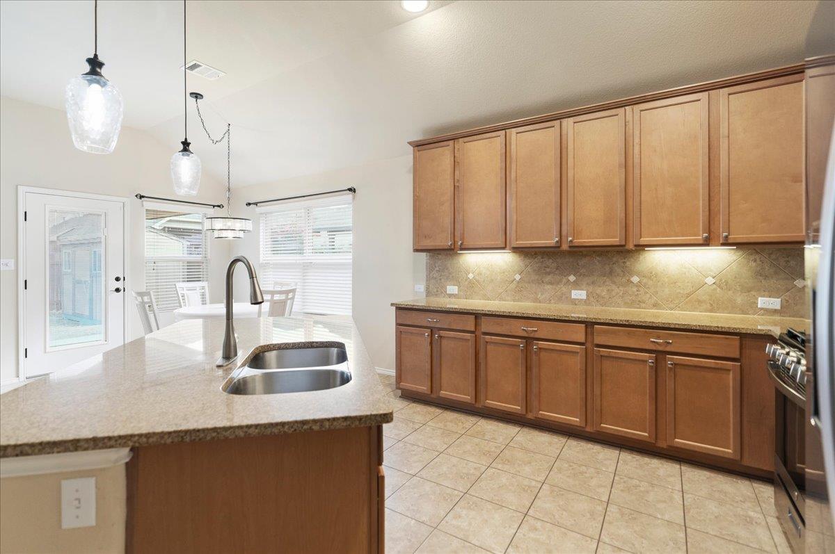 236 Fletcher Bnd Property Photo 15