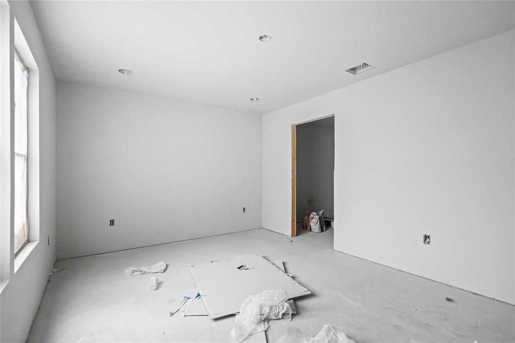 116 Otani Ct Property Photo 9