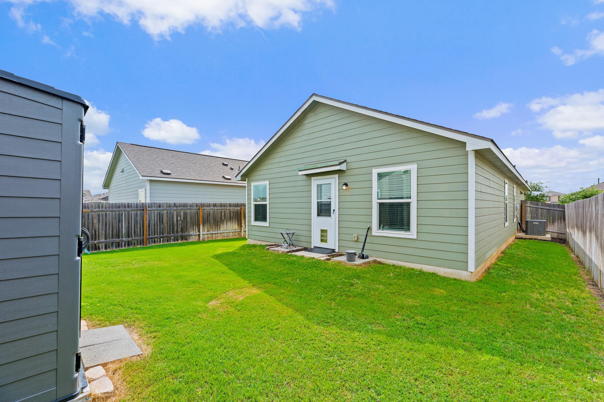 116 Soapstone Pass Property Photo 33