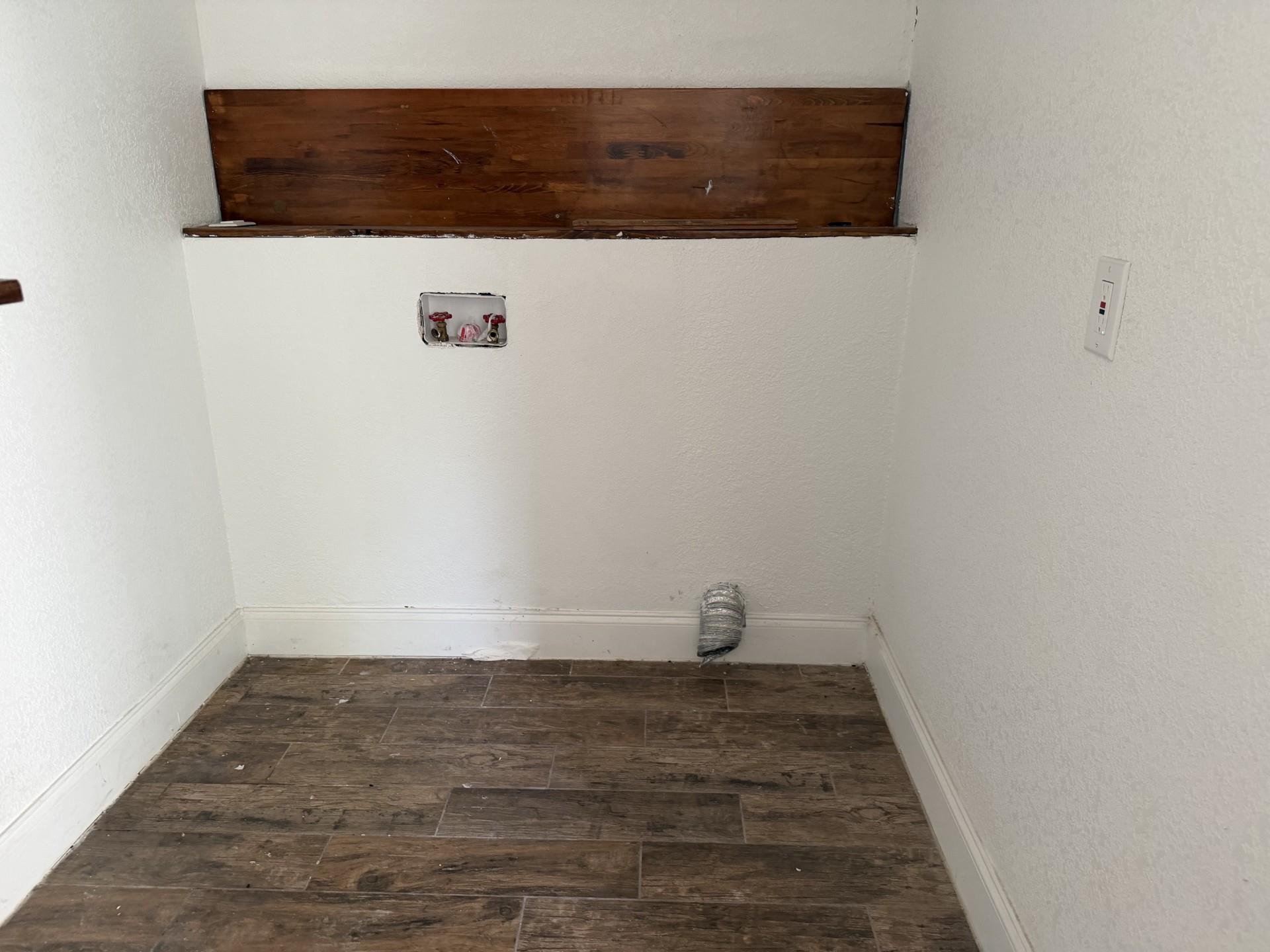 103 S Walnut St Property Photo 20