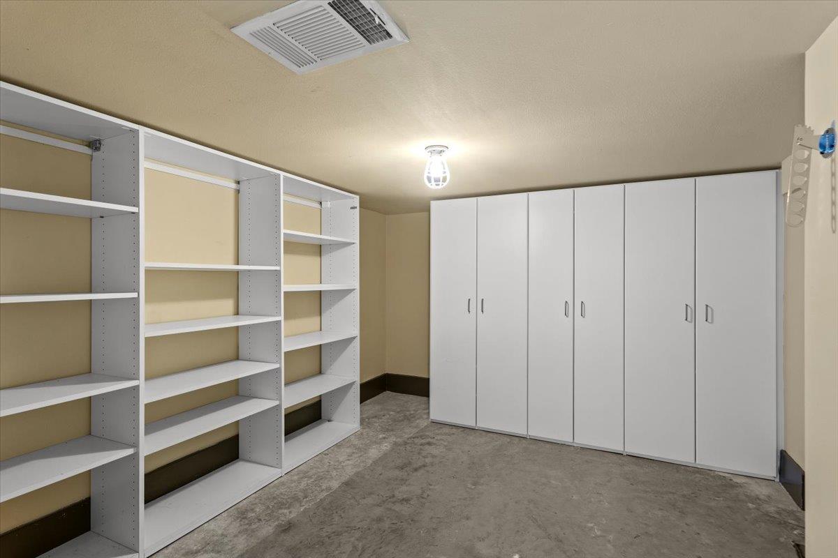 1711 Ravey St #1711 Property Photo 23