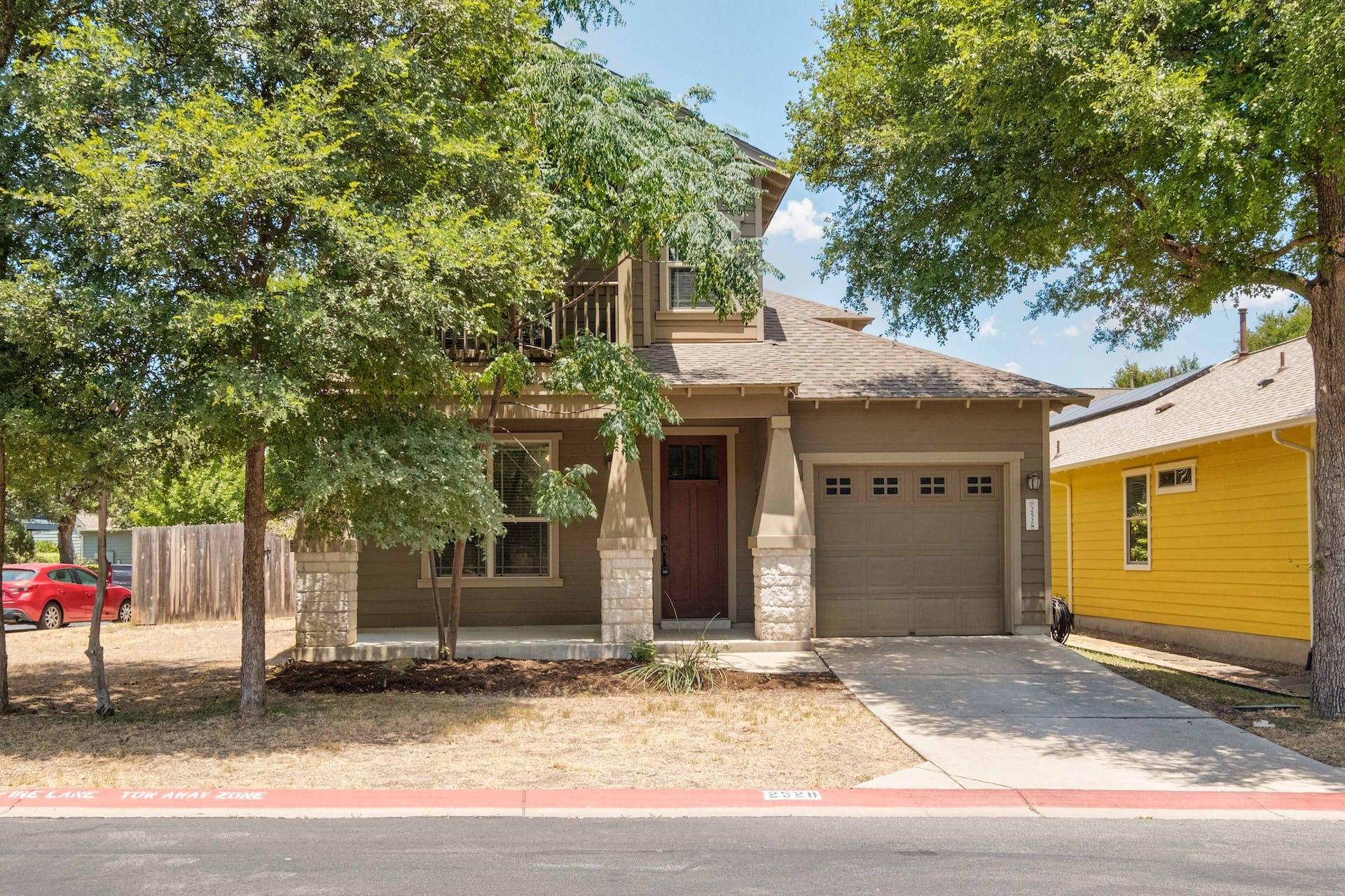 2528 Amur Dr Property Photo