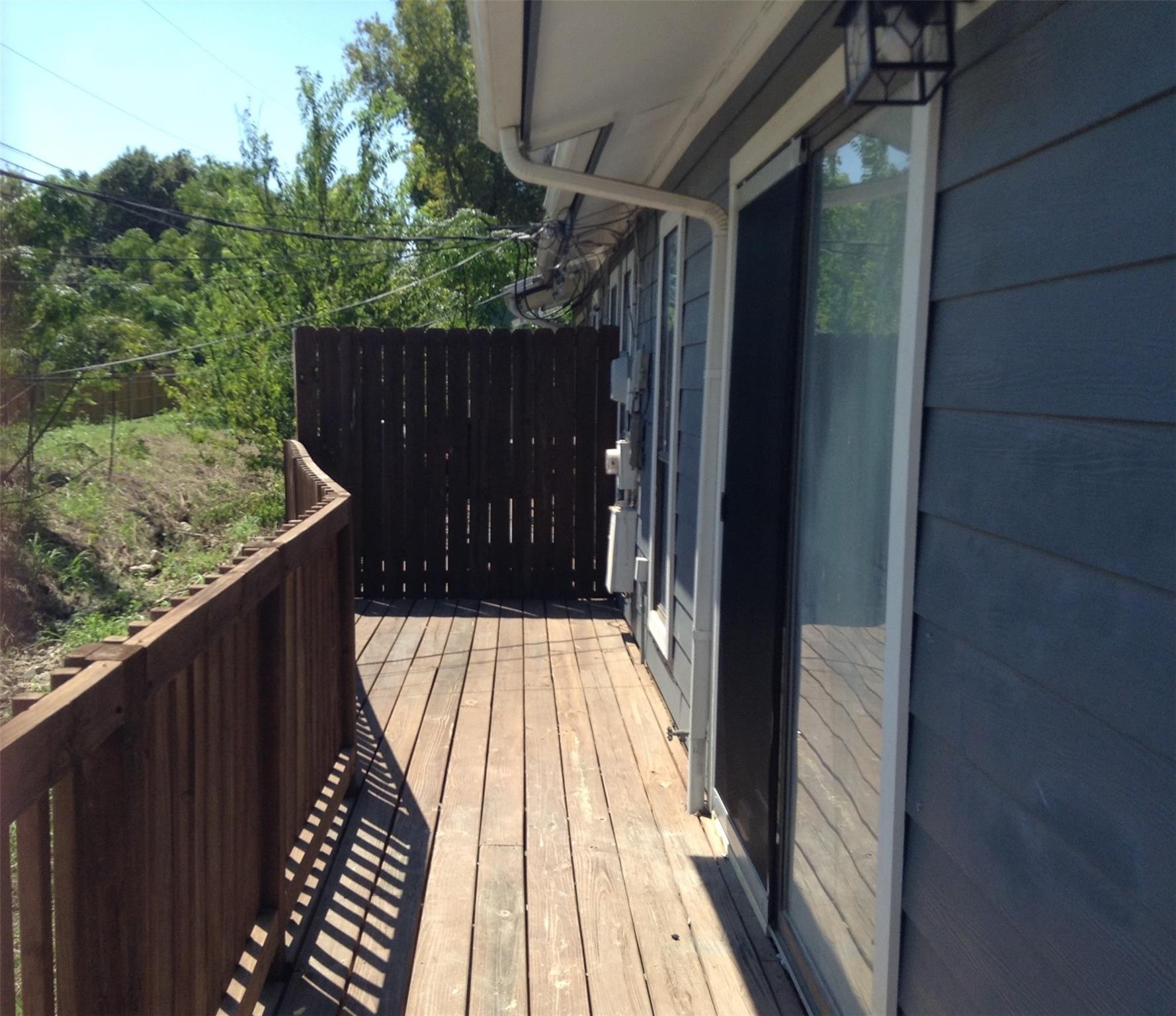 2001 Kenneth Ave #a Property Photo 16