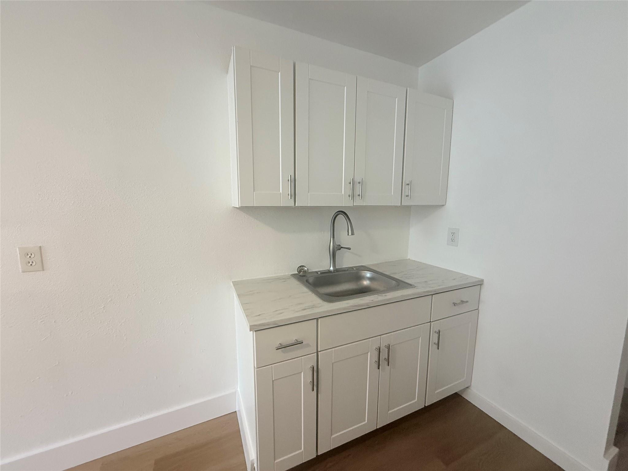 9205 Georgian Dr #a1 Property Photo 6