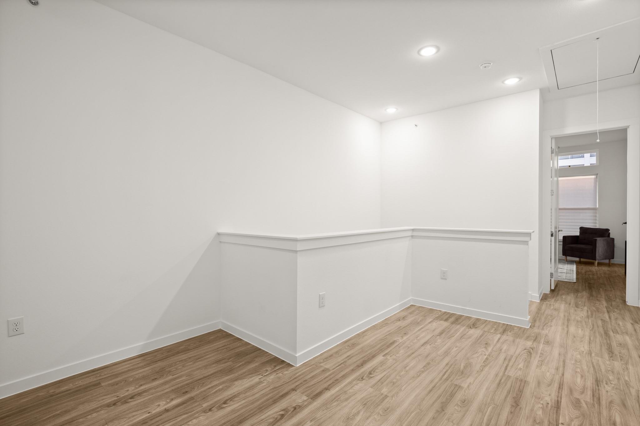 4901 Springdale Rd #101 Property Photo 25