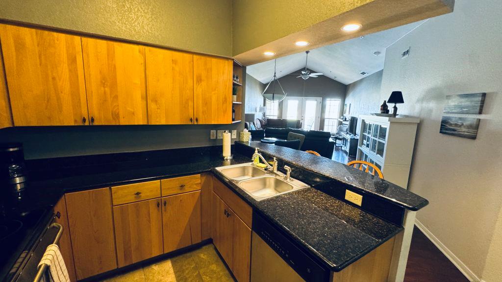 3404 American Dr #1308 Property Photo 14