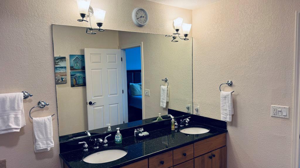 3404 American Dr #1308 Property Photo 27