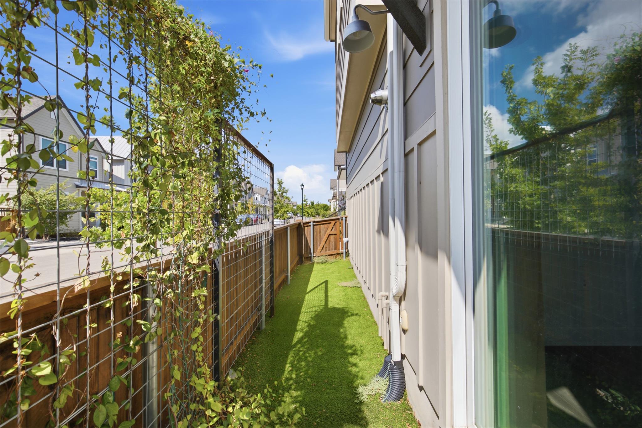 4100 Taniguchi St Property Photo 5