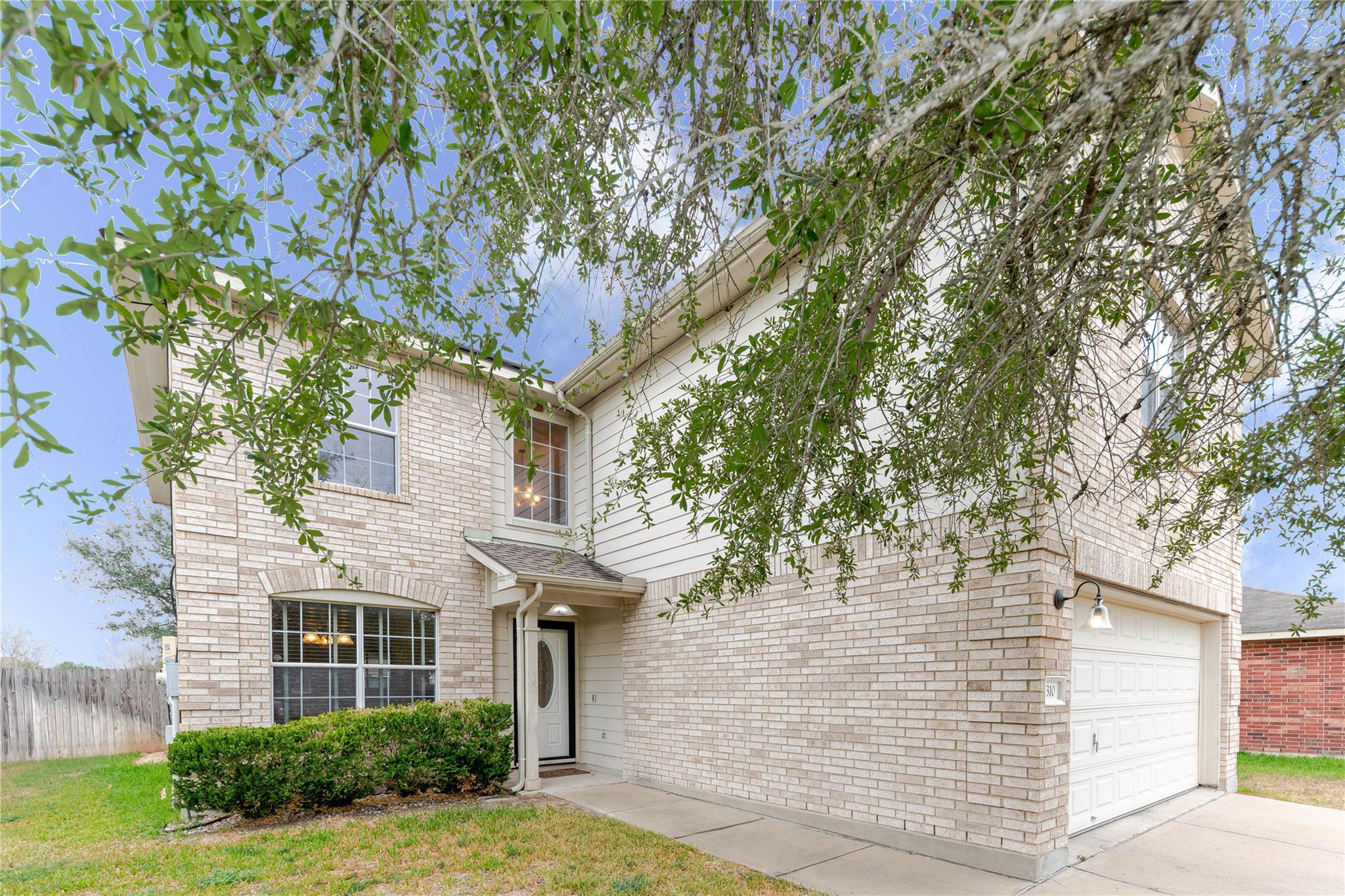 310 Antelope Trl Property Photo 2