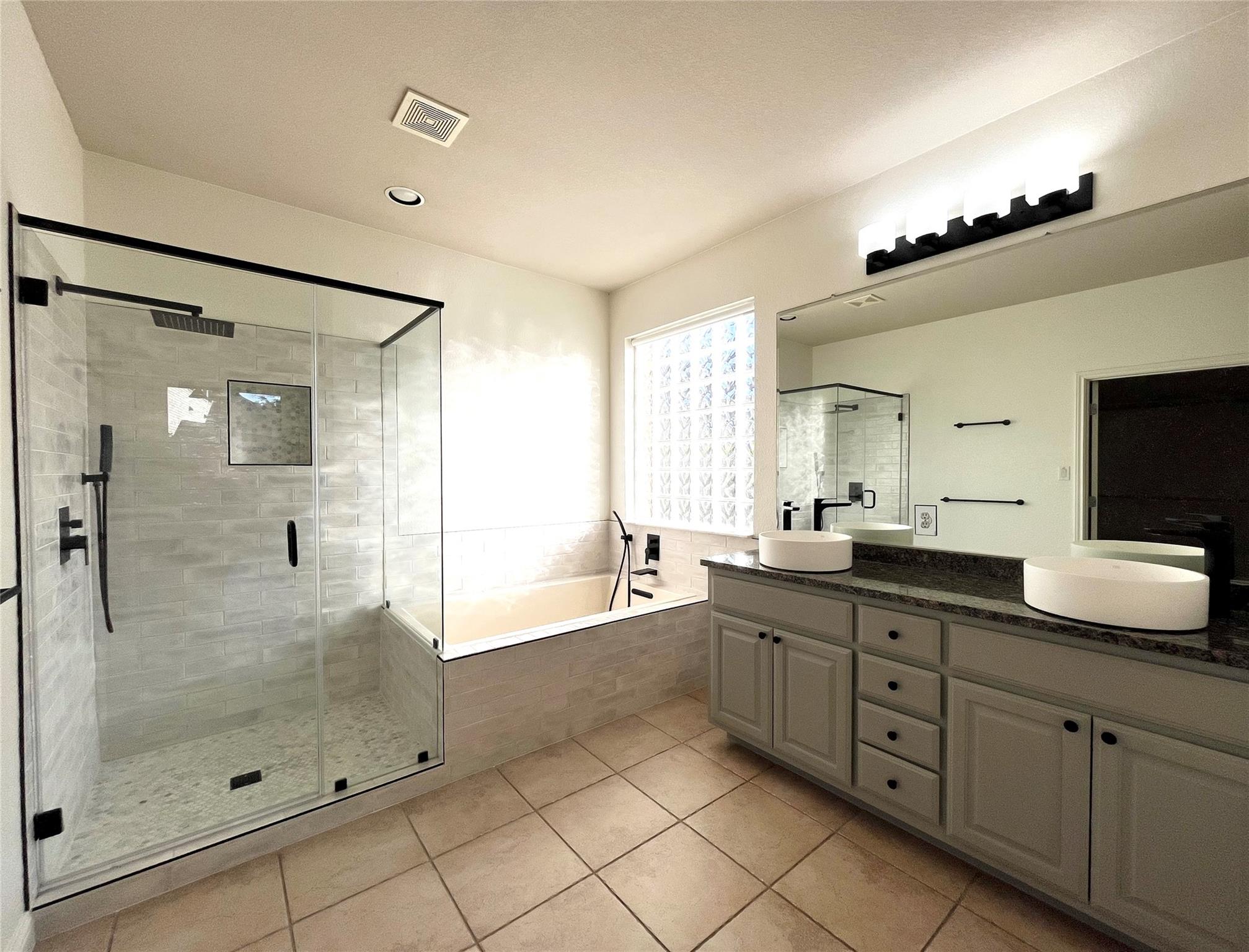 3004 Edgecreek Pl Property Photo 14