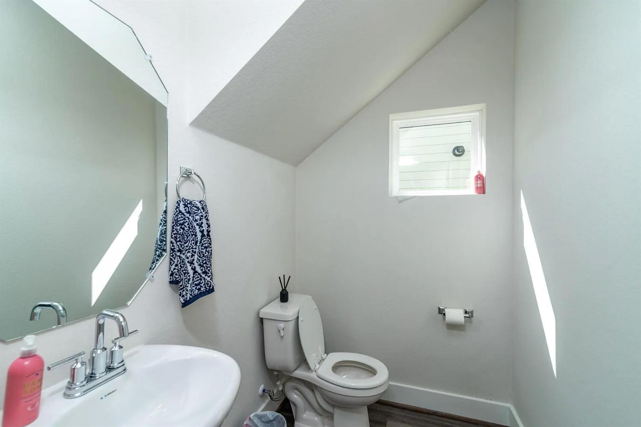 7501 Travertine Spring Dr Property Photo 11