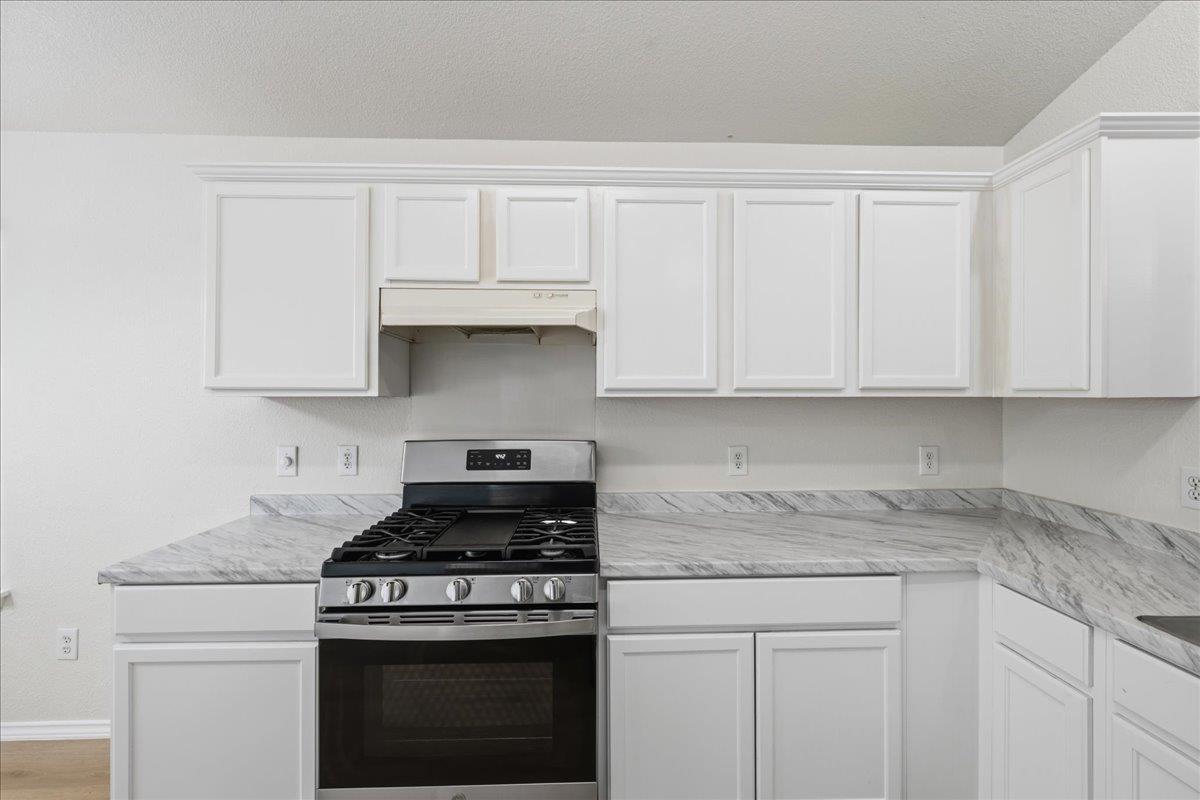 1118 Remington Dr Property Photo 14