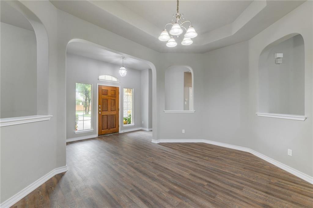 17109 Ennis Trl Property Photo 3