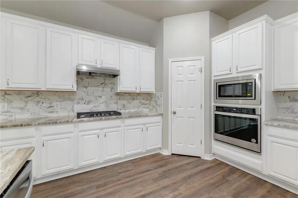 17109 Ennis Trl Property Photo 8