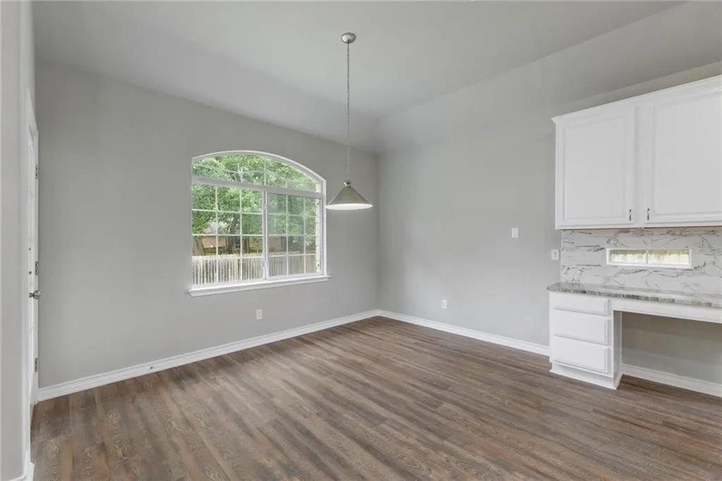 17109 Ennis Trl Property Photo 9