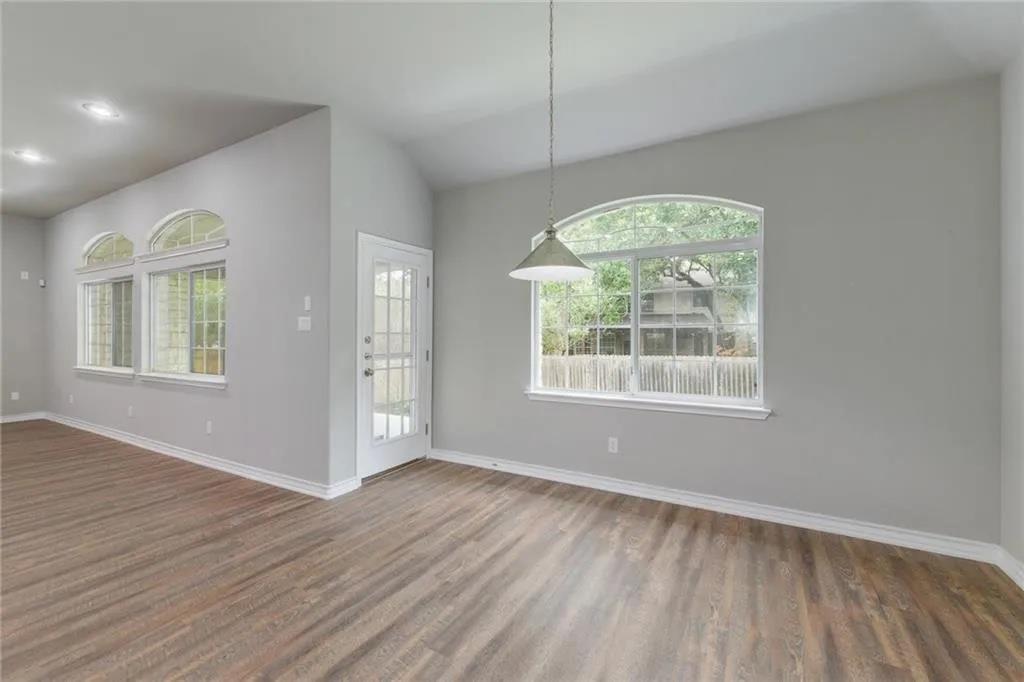 17109 Ennis Trl Property Photo 12