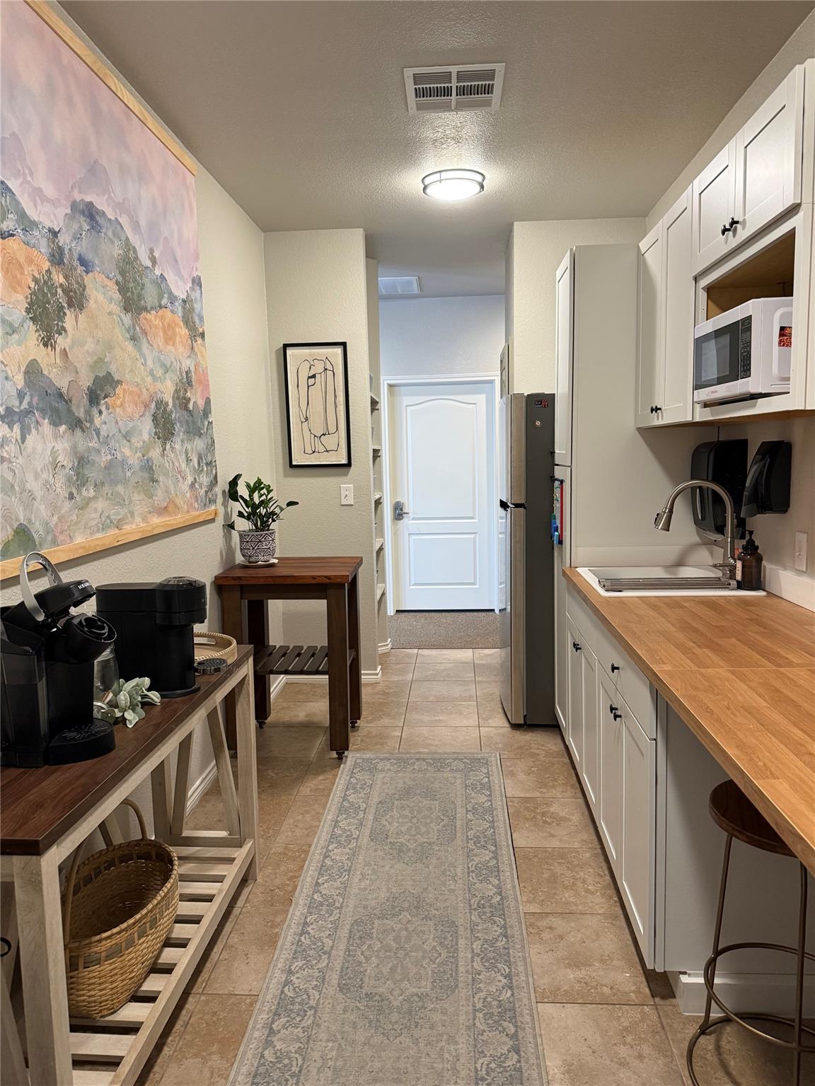 1464 E Whitestone Blvd #1101 Property Photo 4
