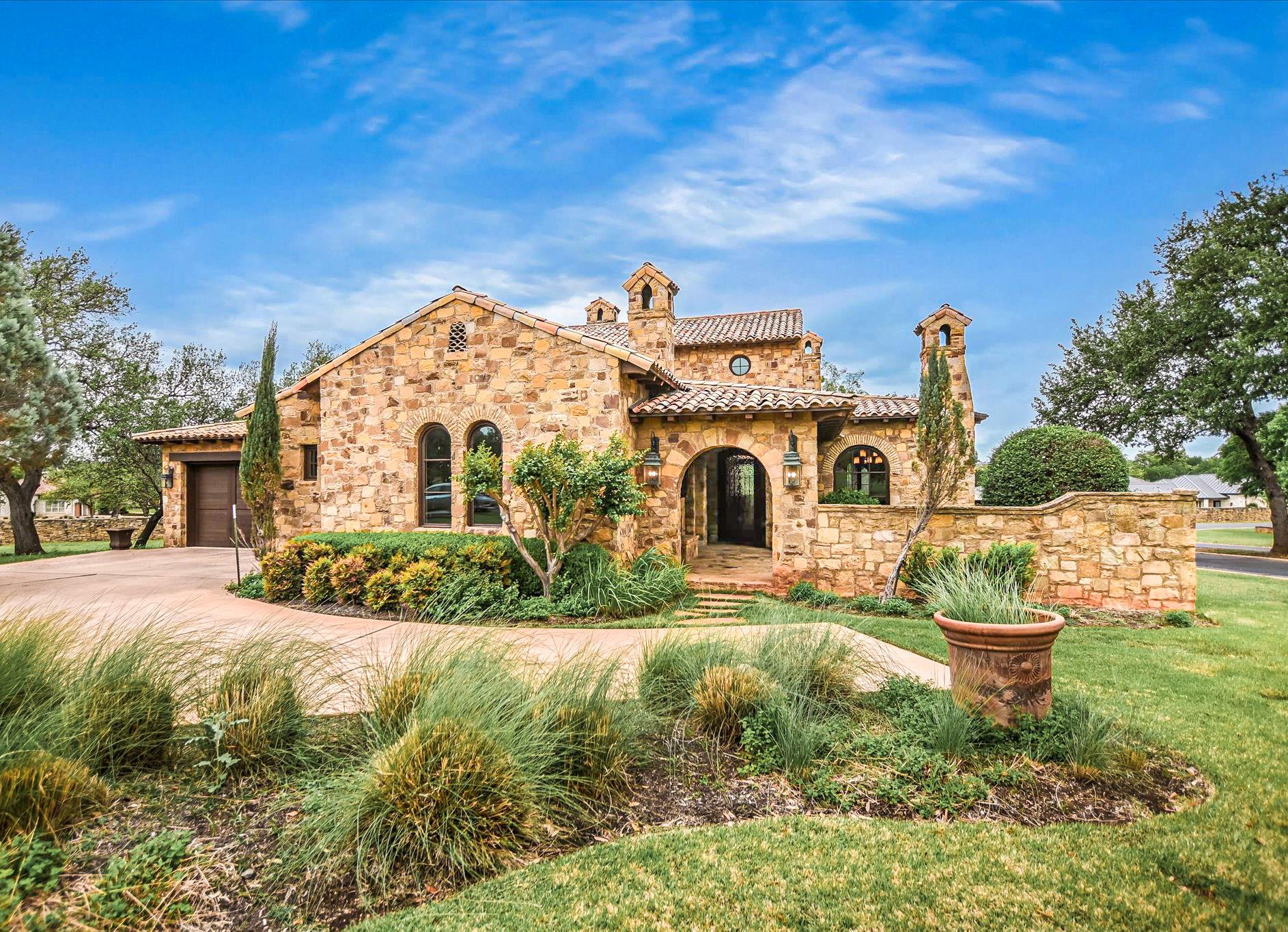 100 Milagro None Property Photo 1