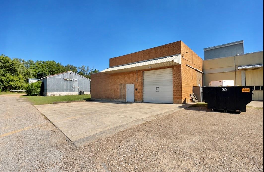 205 S Main St #a Property Photo 1
