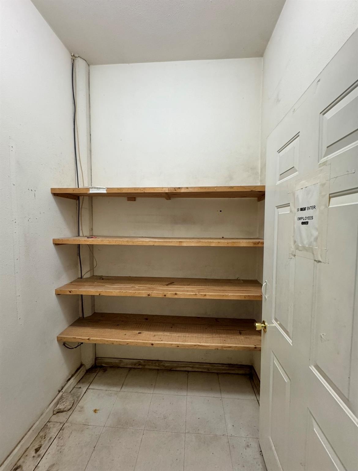 205 S Main St #a Property Photo 15