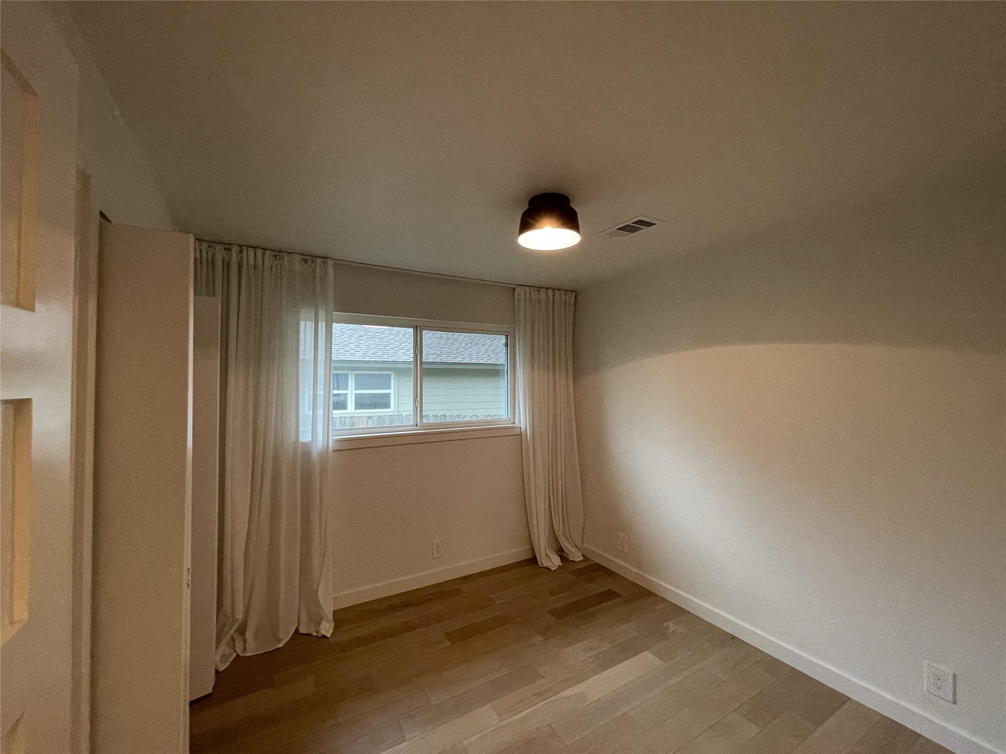 9908 Brasher Dr #b Property Photo 6