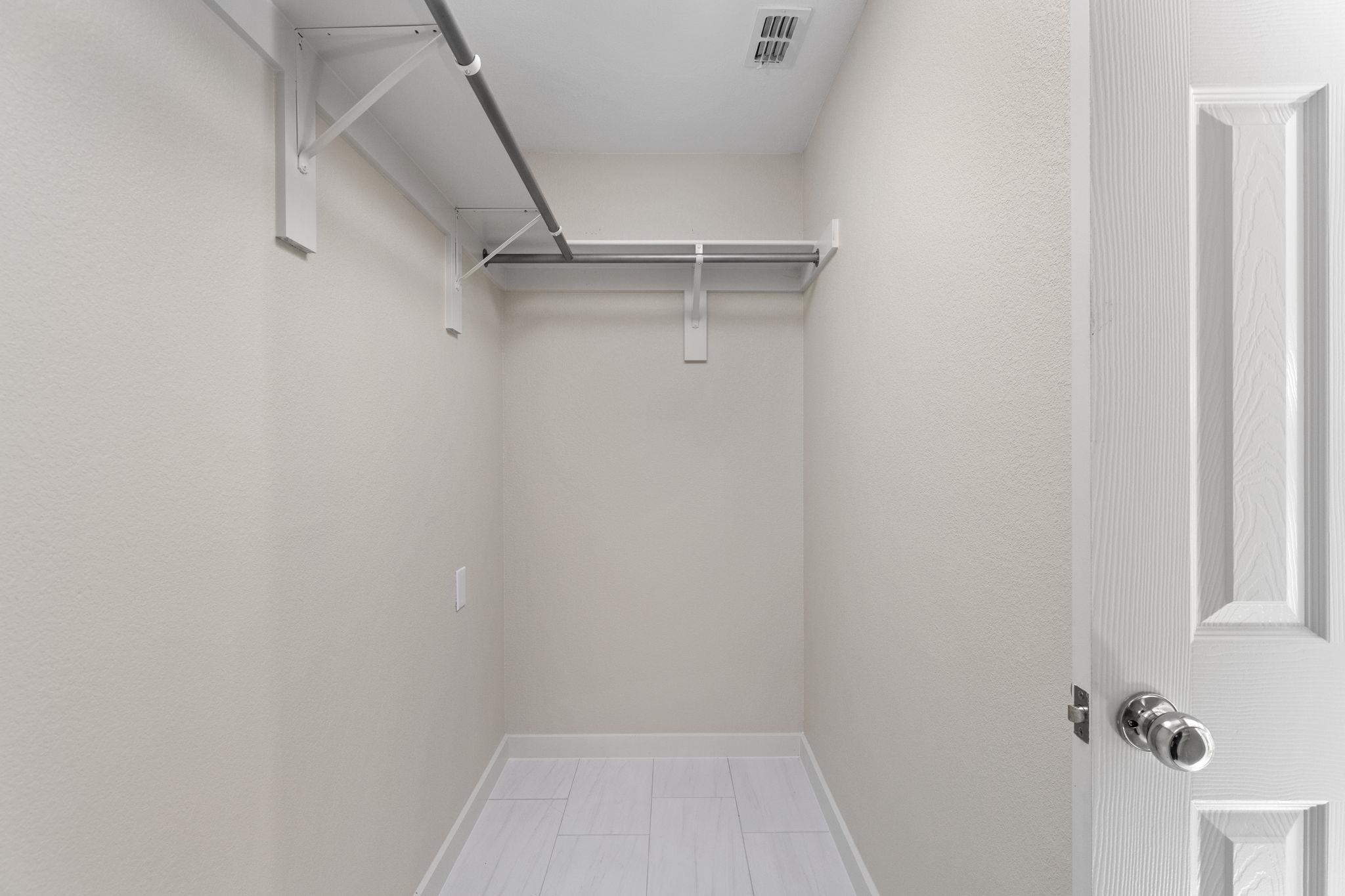 11116 Jim Thorpe Ln Property Photo 15