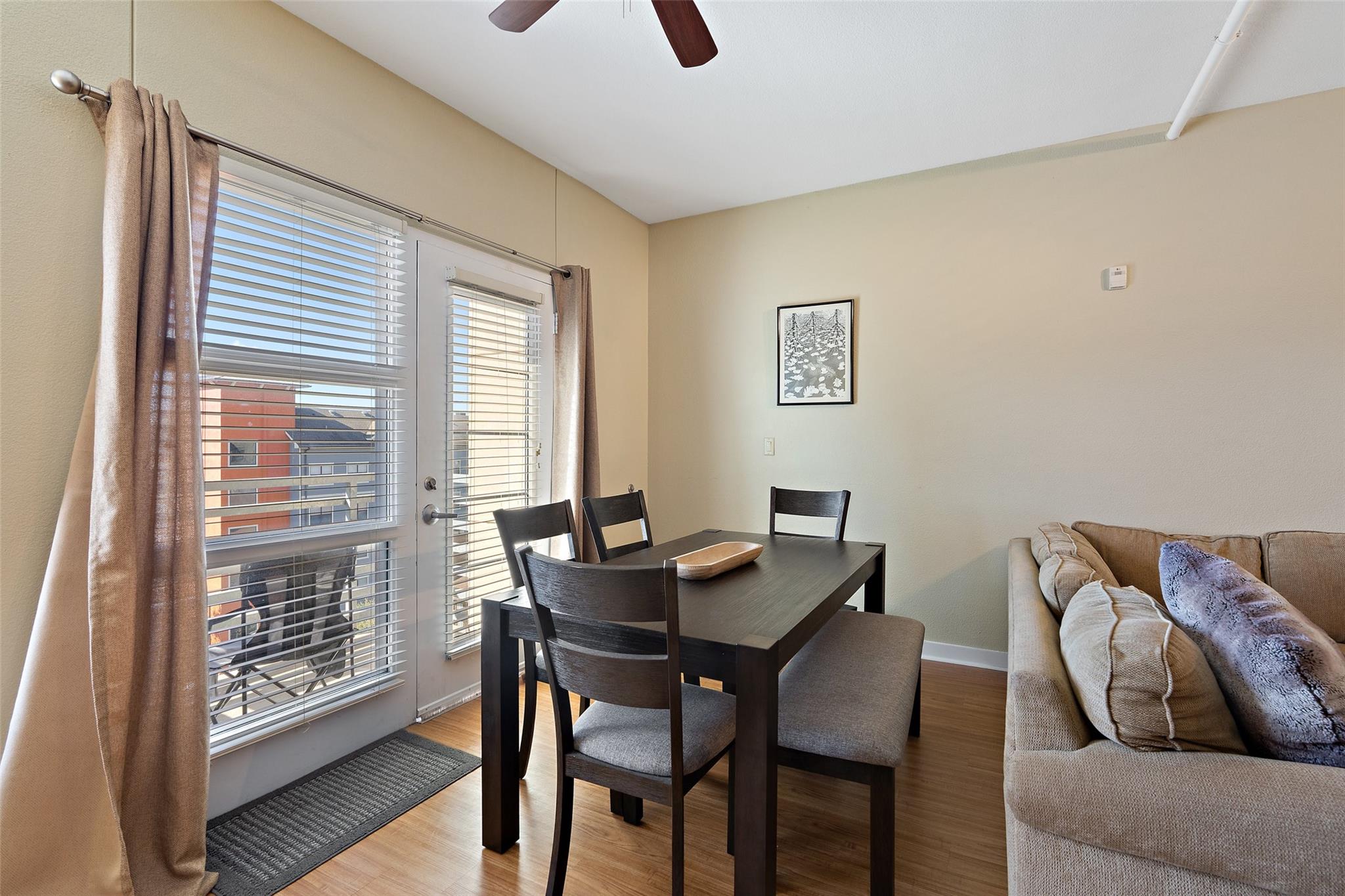 711 W 26th St #307 Property Photo 11