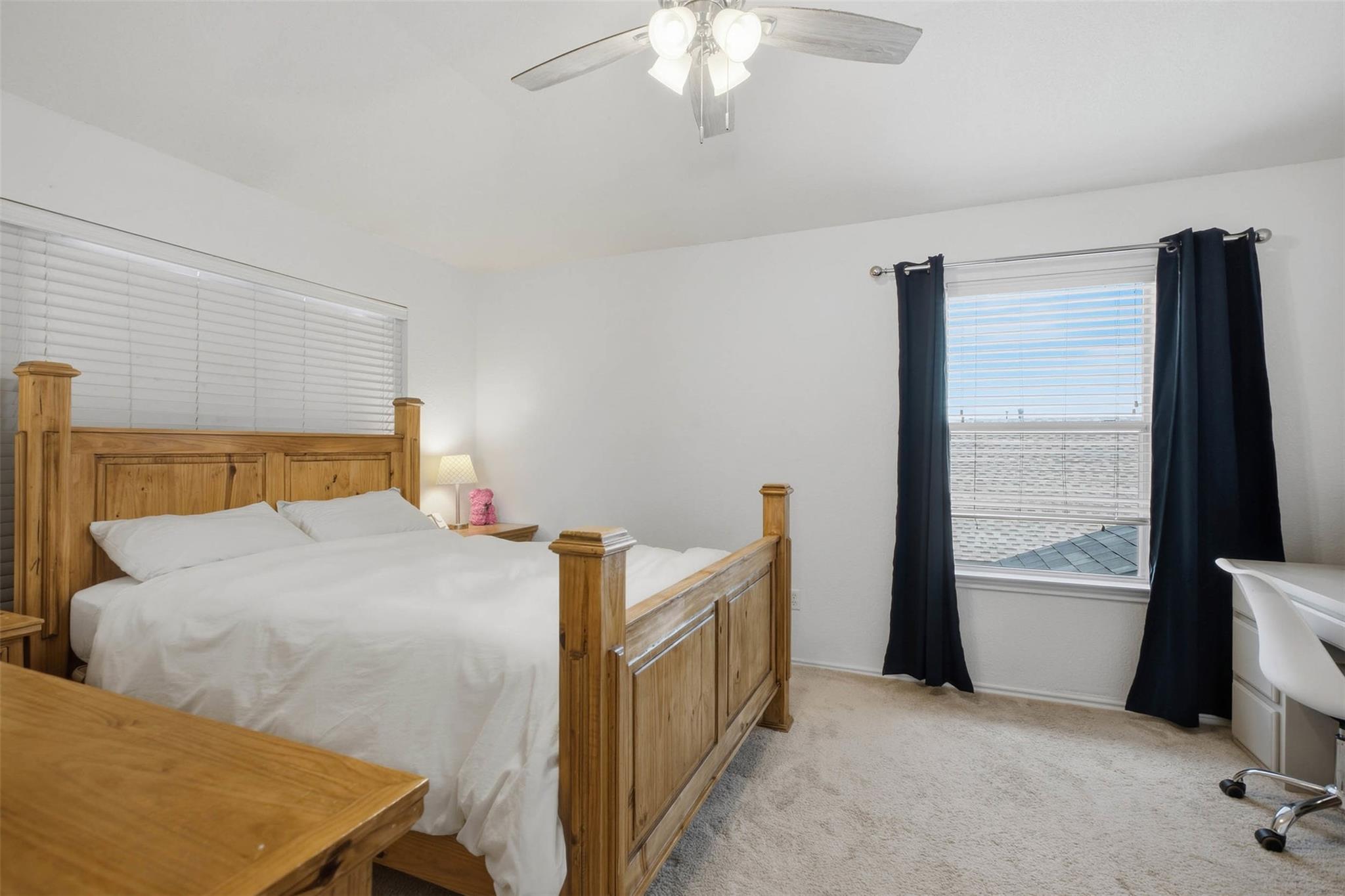 912 Sweet Leaf Ln Property Photo 11