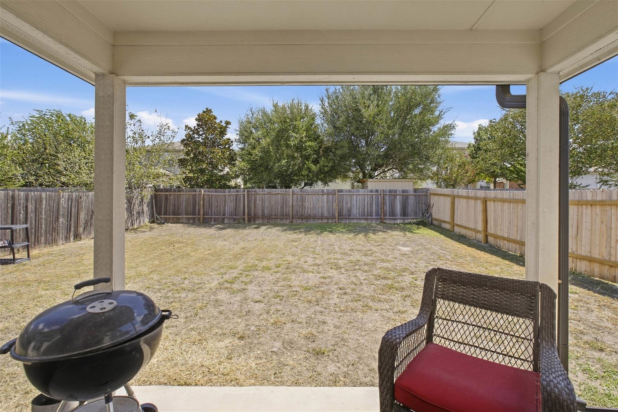 912 Sweet Leaf Ln Property Photo 20