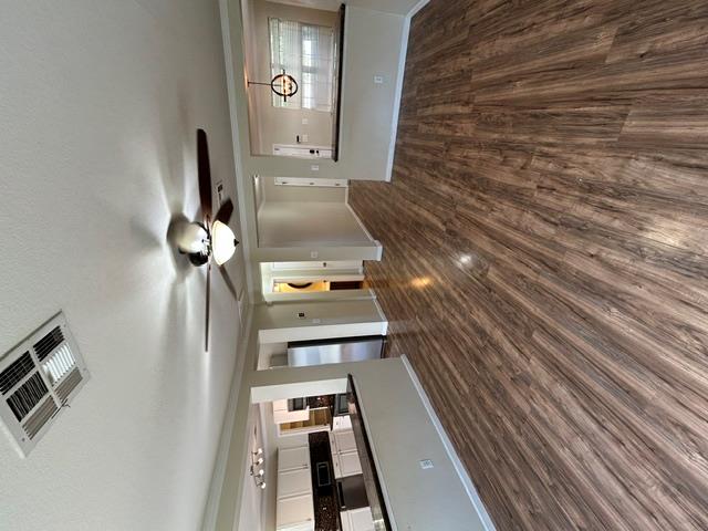 731 Abundance Ln Property Photo 8