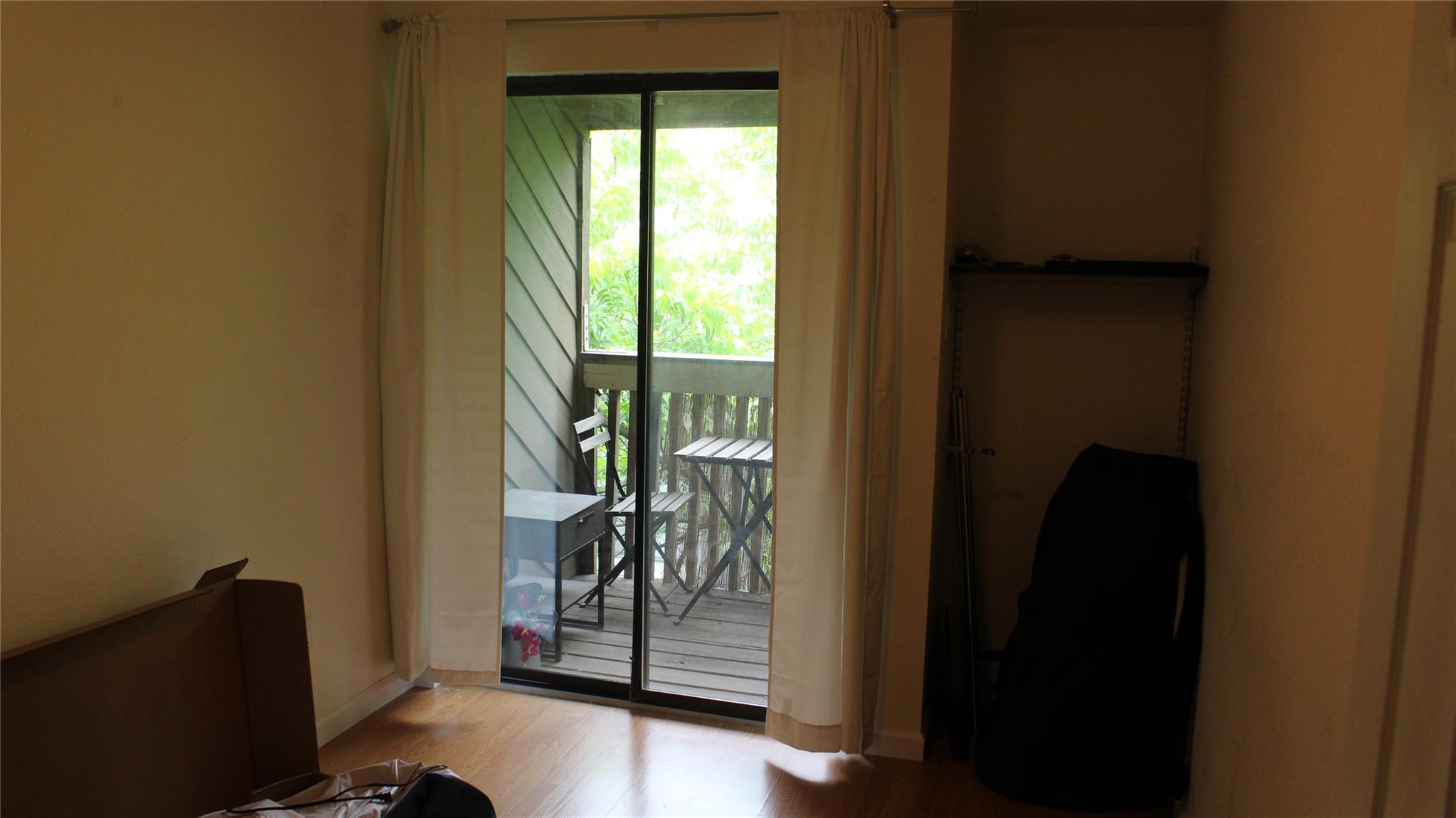 612 Park Pl #302 Property Photo 12
