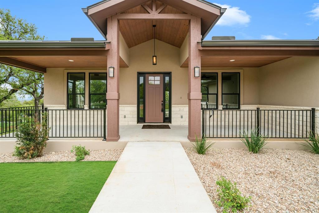 303 Hideaway Property Photo 5