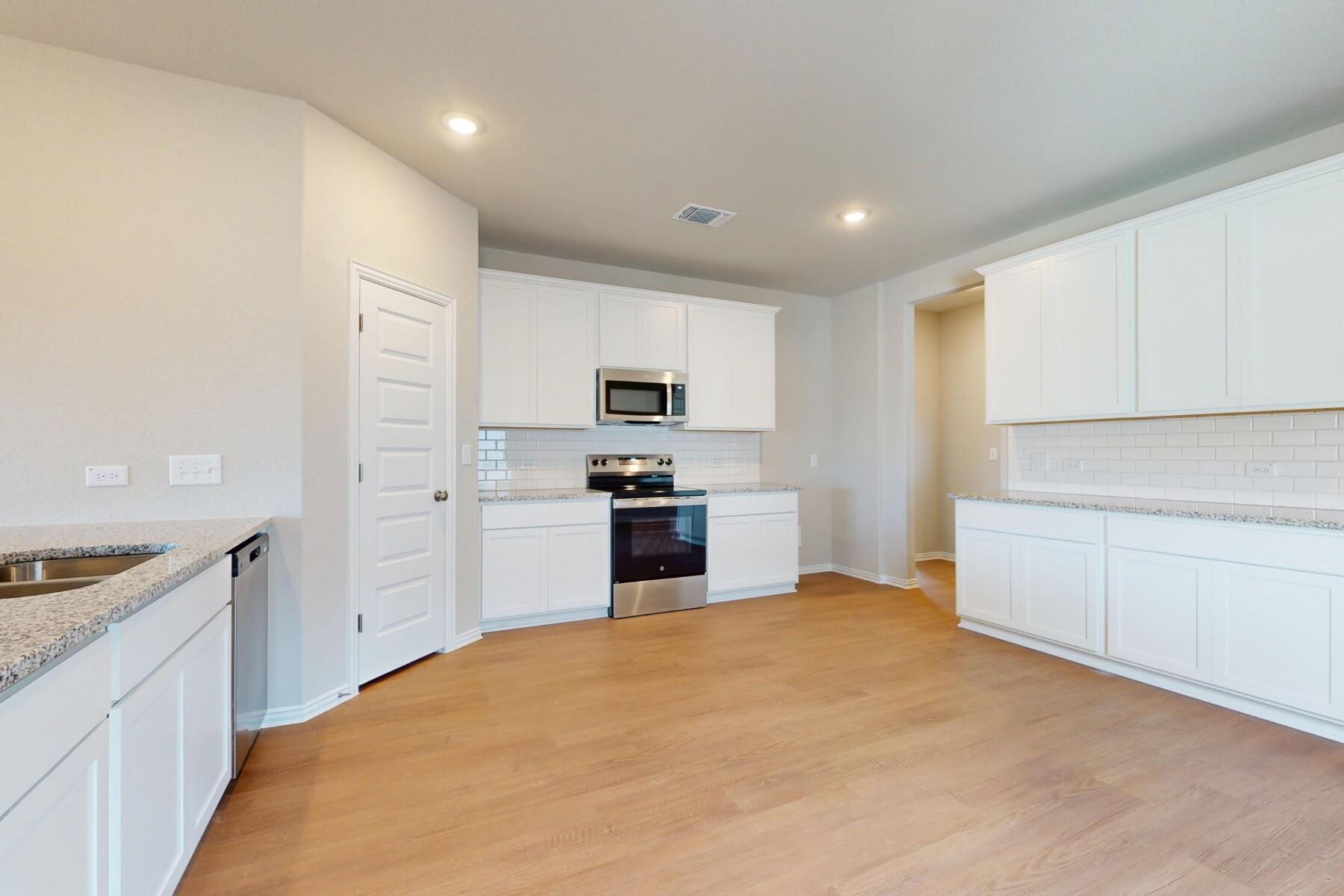 124 Flying Tiger Trl Property Photo 4