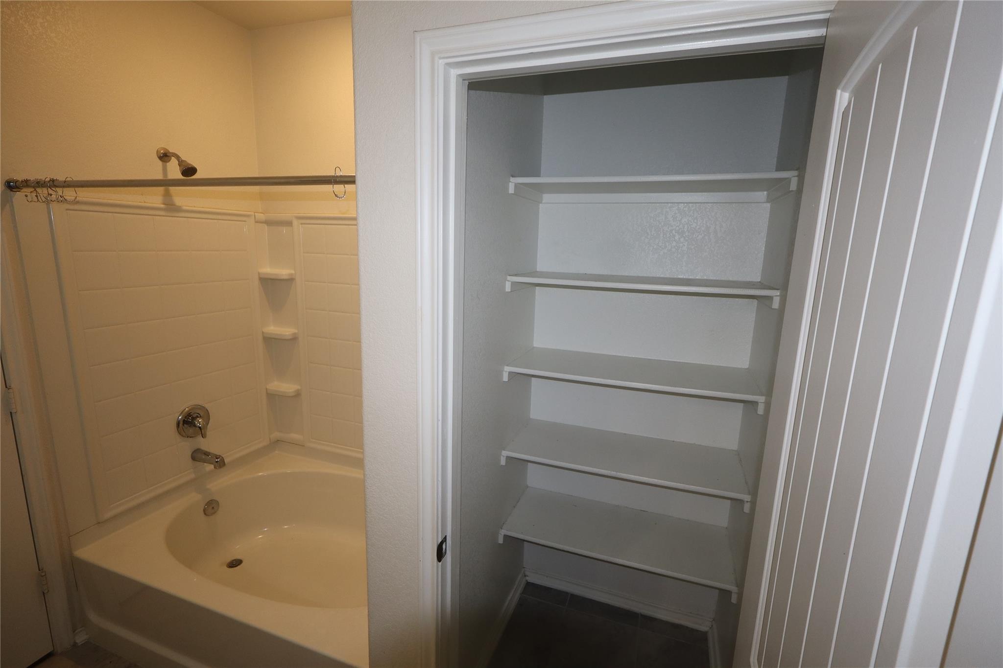 17009 Gibbons Path Property Photo 20