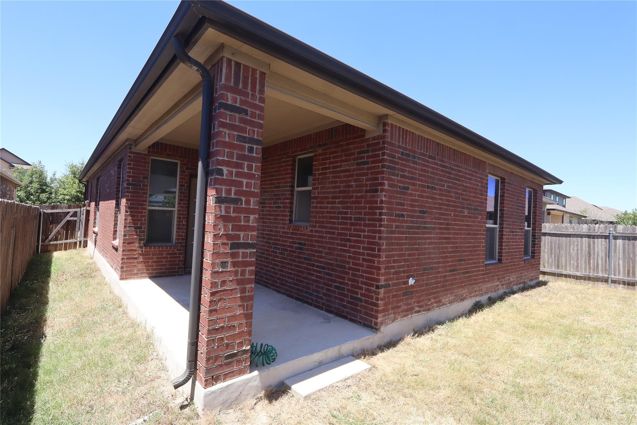 17009 Gibbons Path Property Photo 22