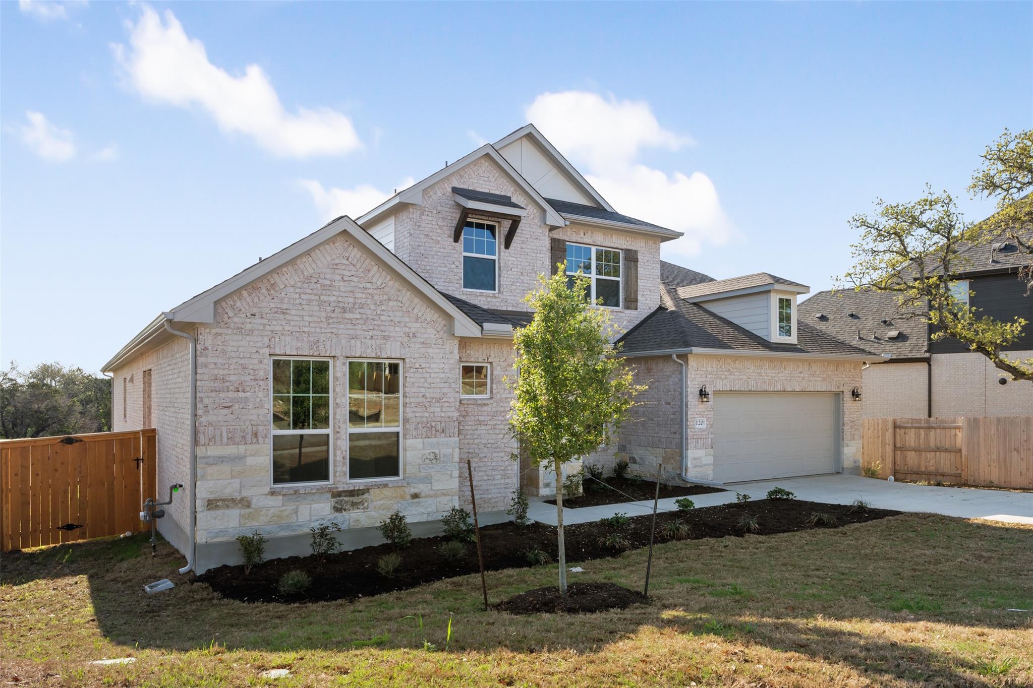 120 Cherokee Sedge PATH Property Photo 1