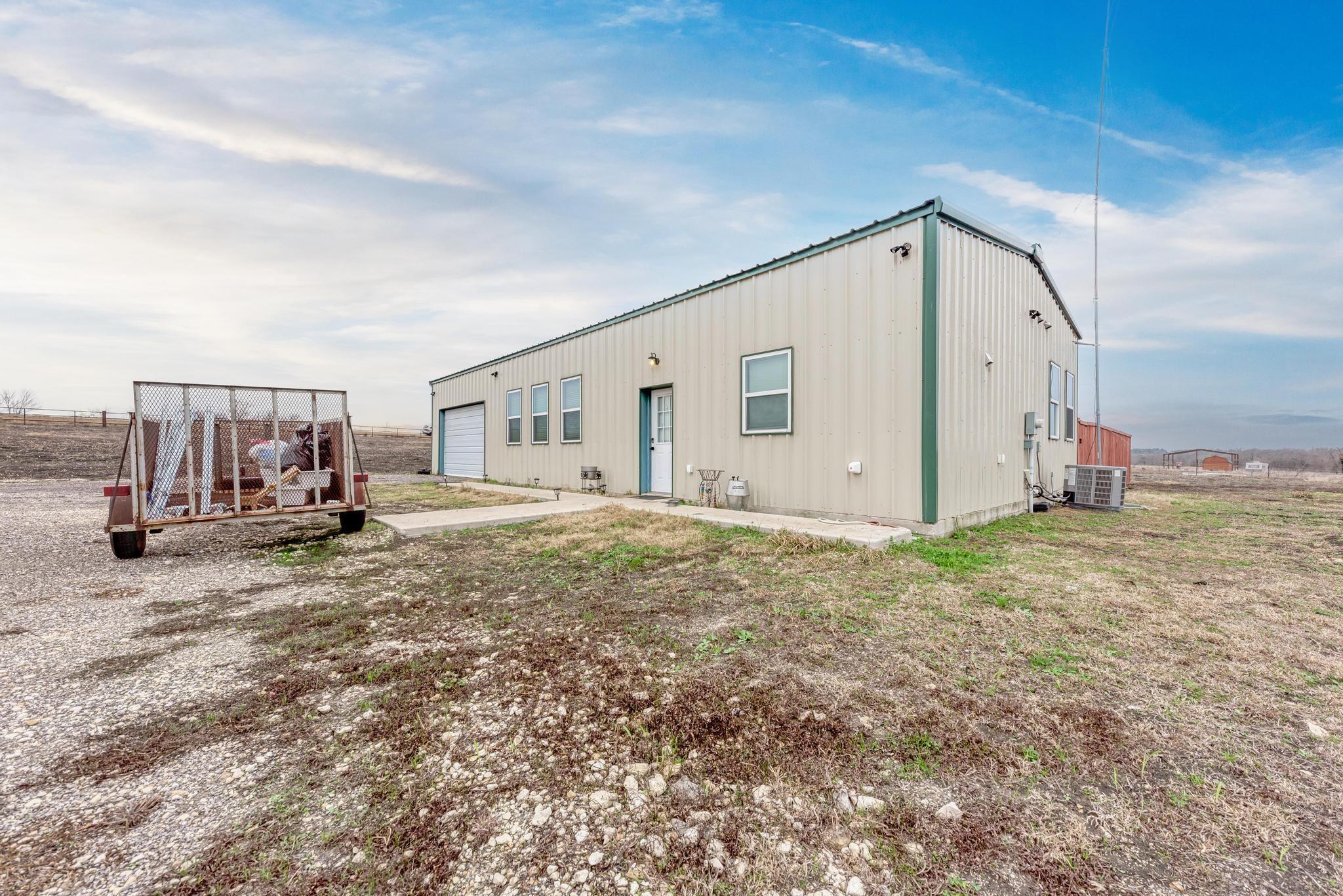 1889 County Road 487 Property Photo 7