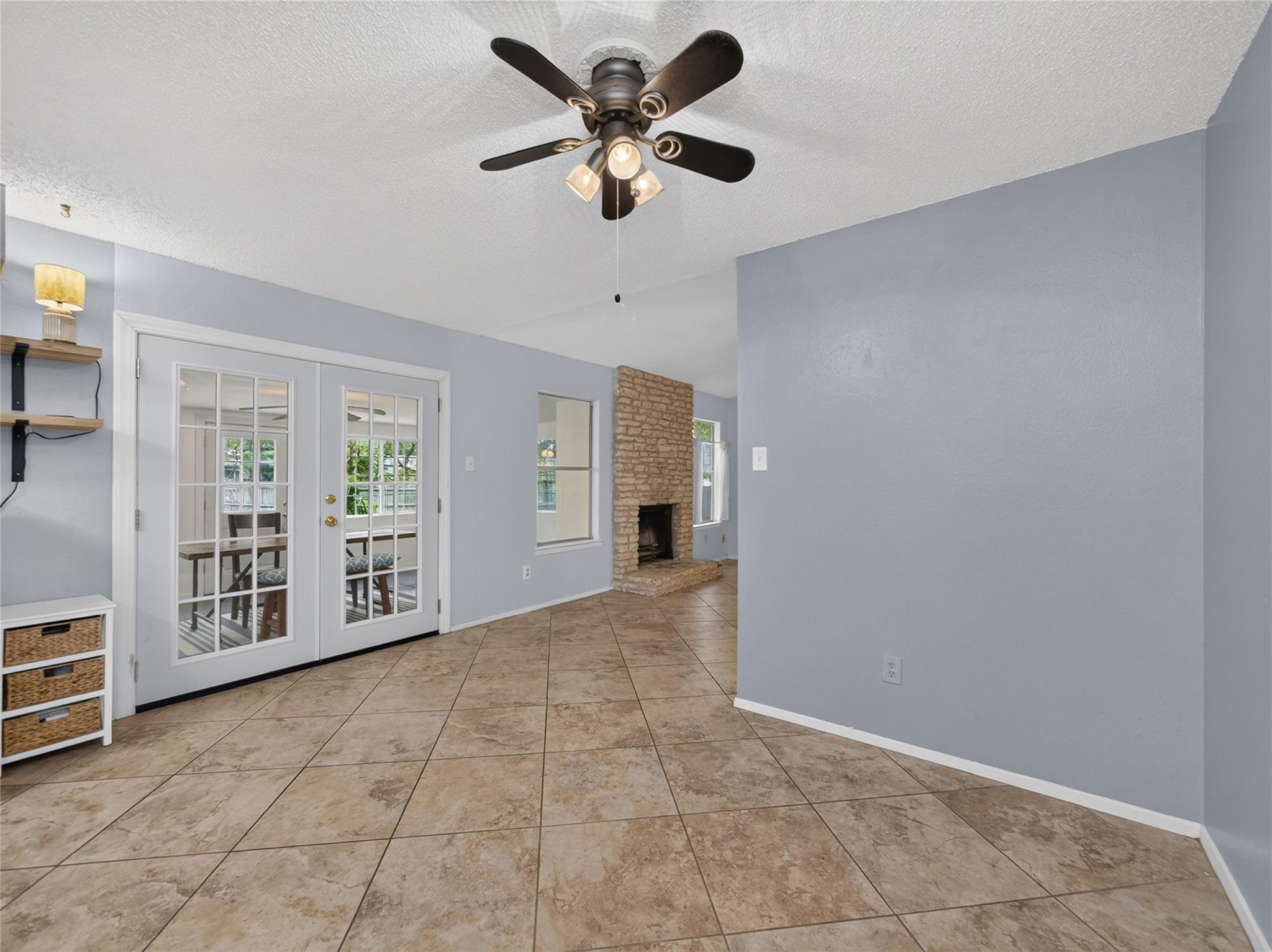 3502 Ambleside Dr Property Photo 7