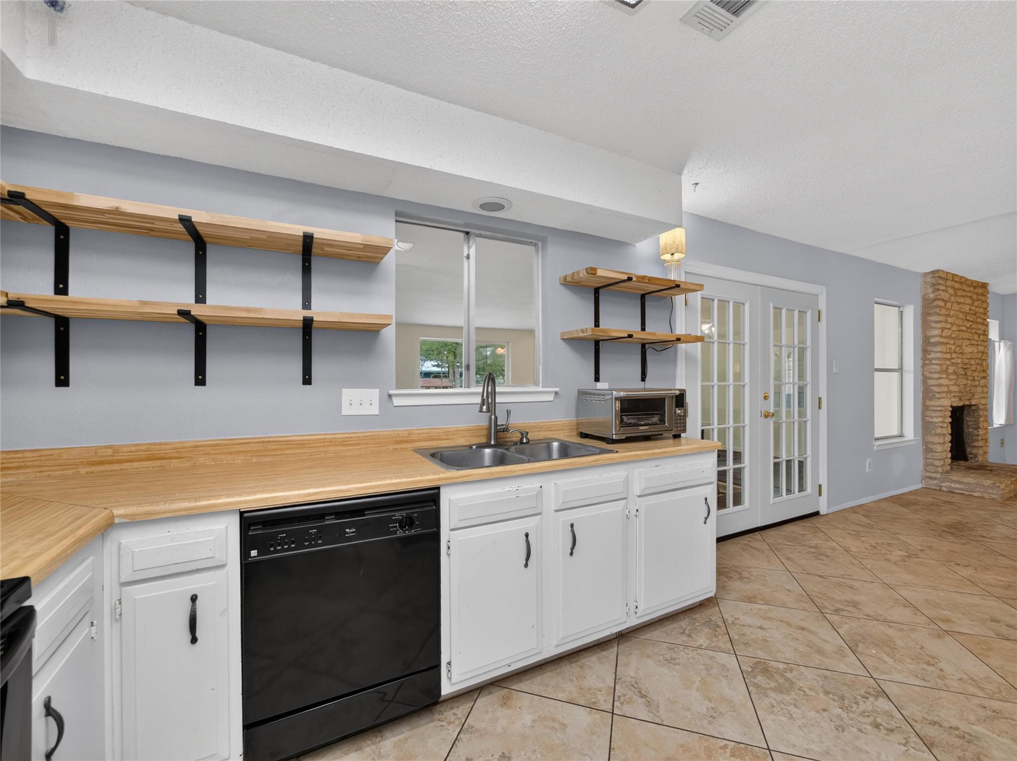3502 Ambleside Dr Property Photo 10