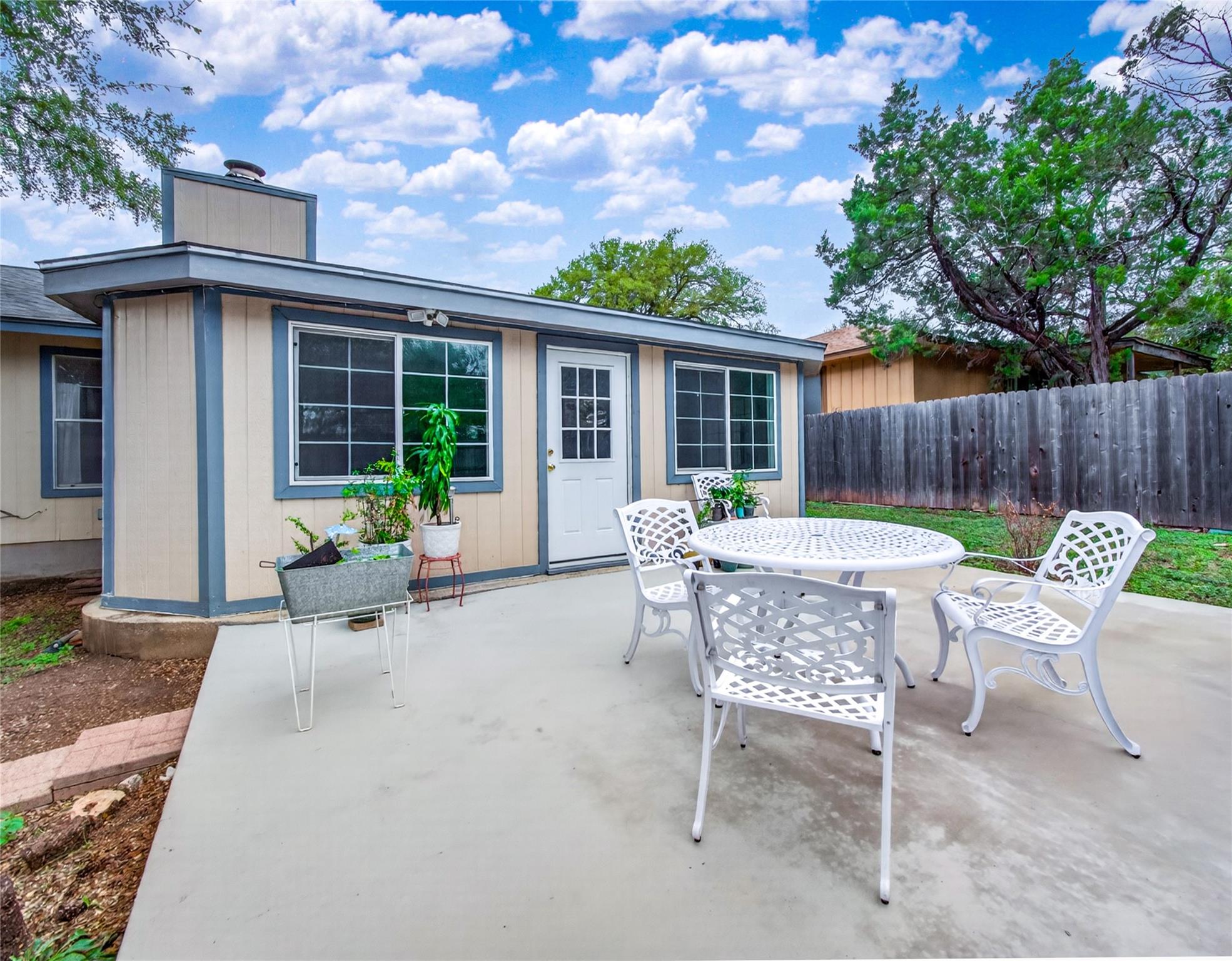 3502 Ambleside Dr Property Photo 24