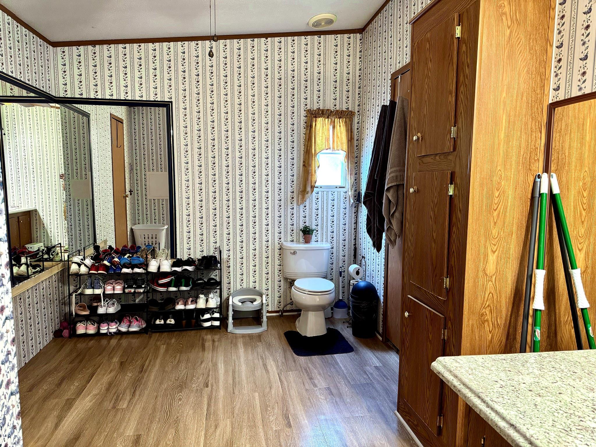 2303 Webberwood Dr Property Photo 24