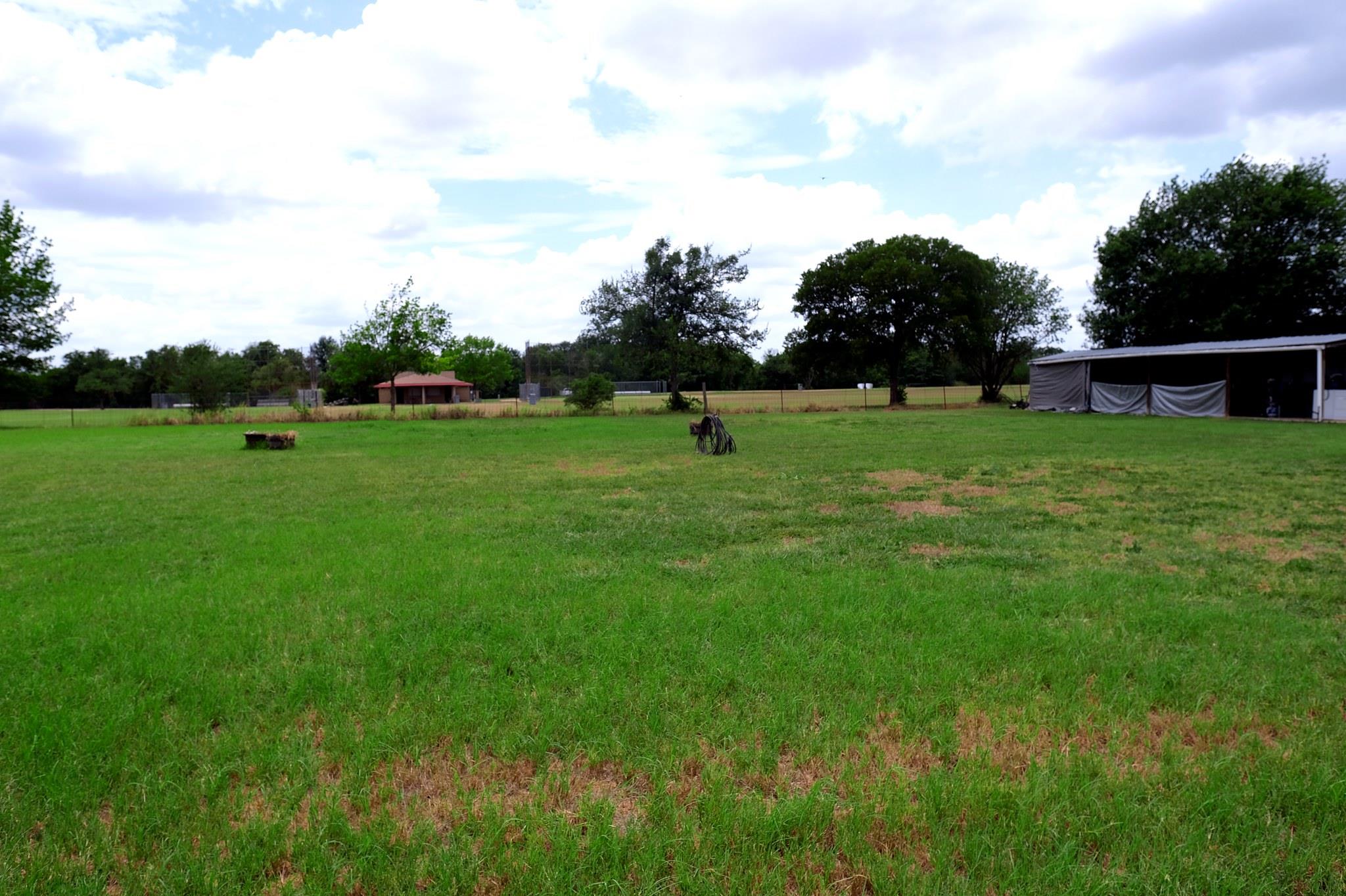 2303 Webberwood Dr Property Photo 32