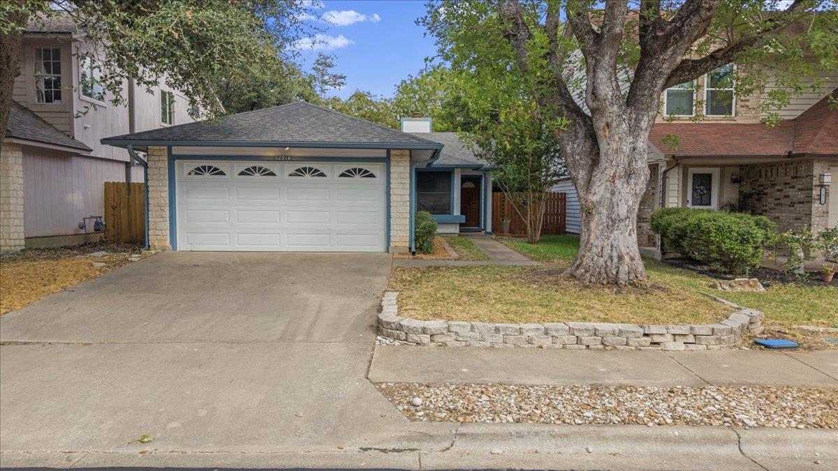 12914 Steeple Chase Dr Property Photo 1