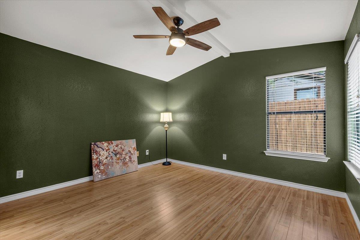 12914 Steeple Chase Dr Property Photo 6
