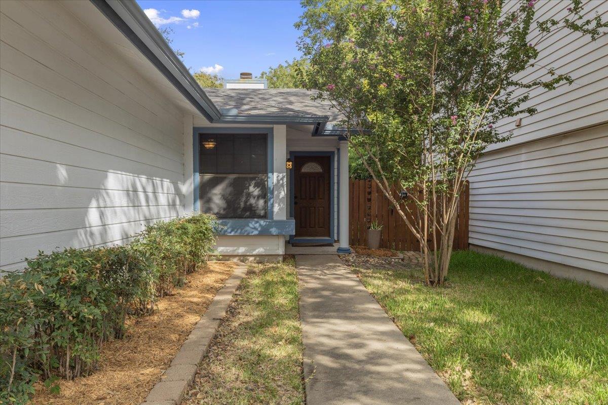 12914 Steeple Chase Dr Property Photo 8